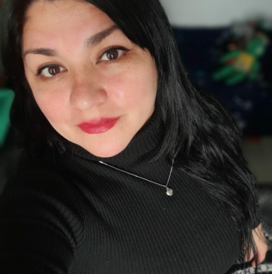Elsa V Rojas