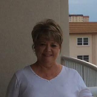 Can anyone put a different hair style on me that is attractive | Facebook