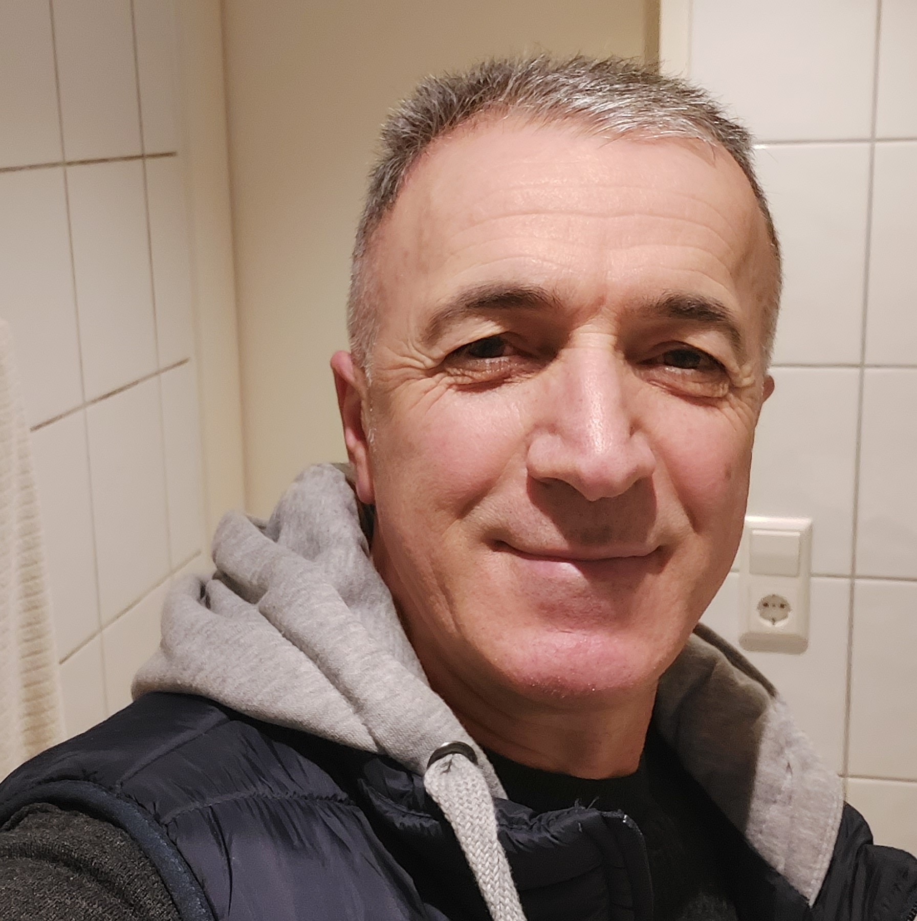 Kreshnik - Pershendetje nga Weisenburg (Bayern) Kejsi ️ | Facebook
