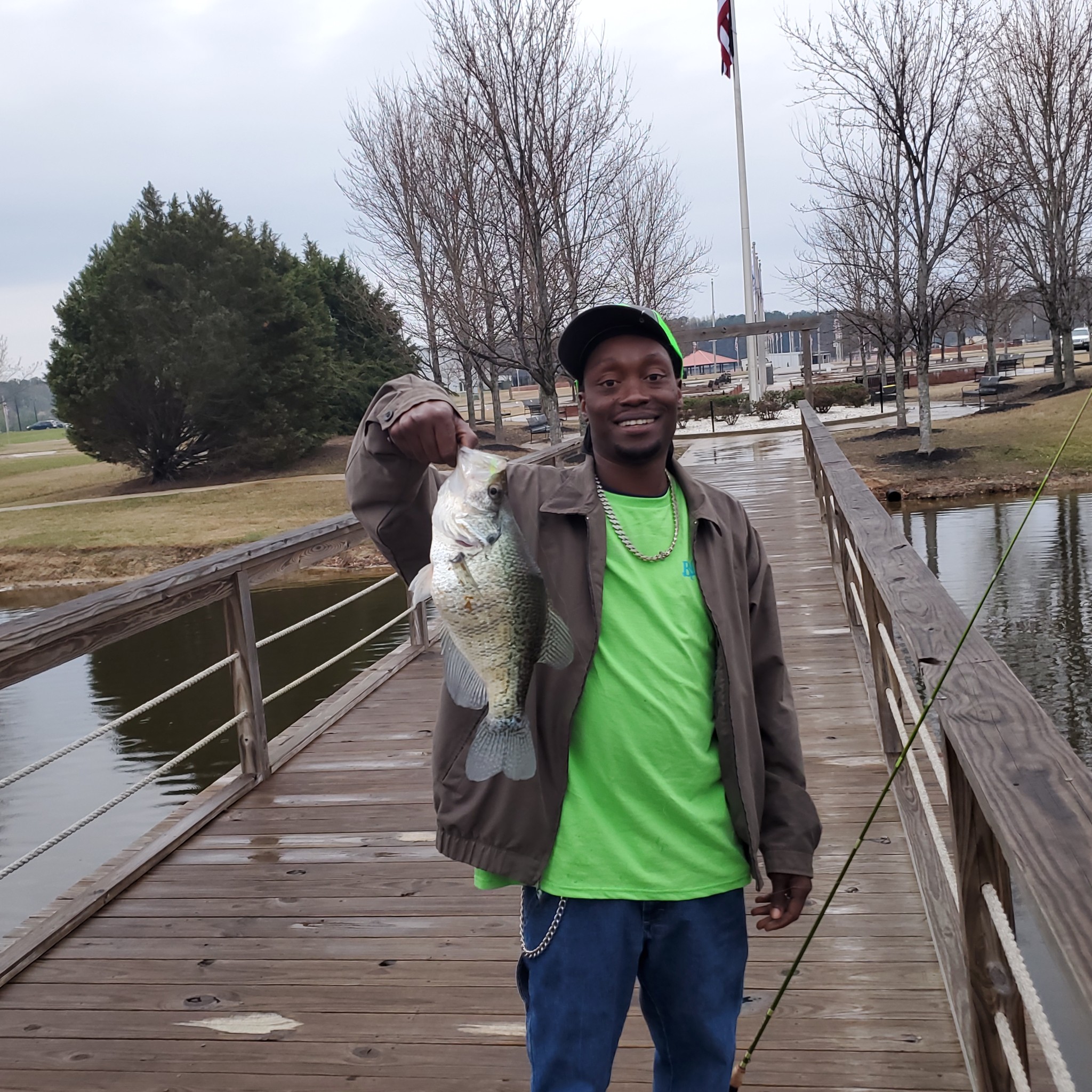 If you know me and love fishing follow me! Thefishtracker! 👍💪🤝 ️💯 ...