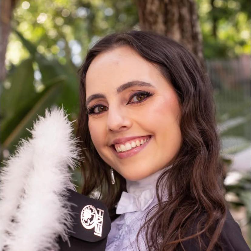Alana Mattos