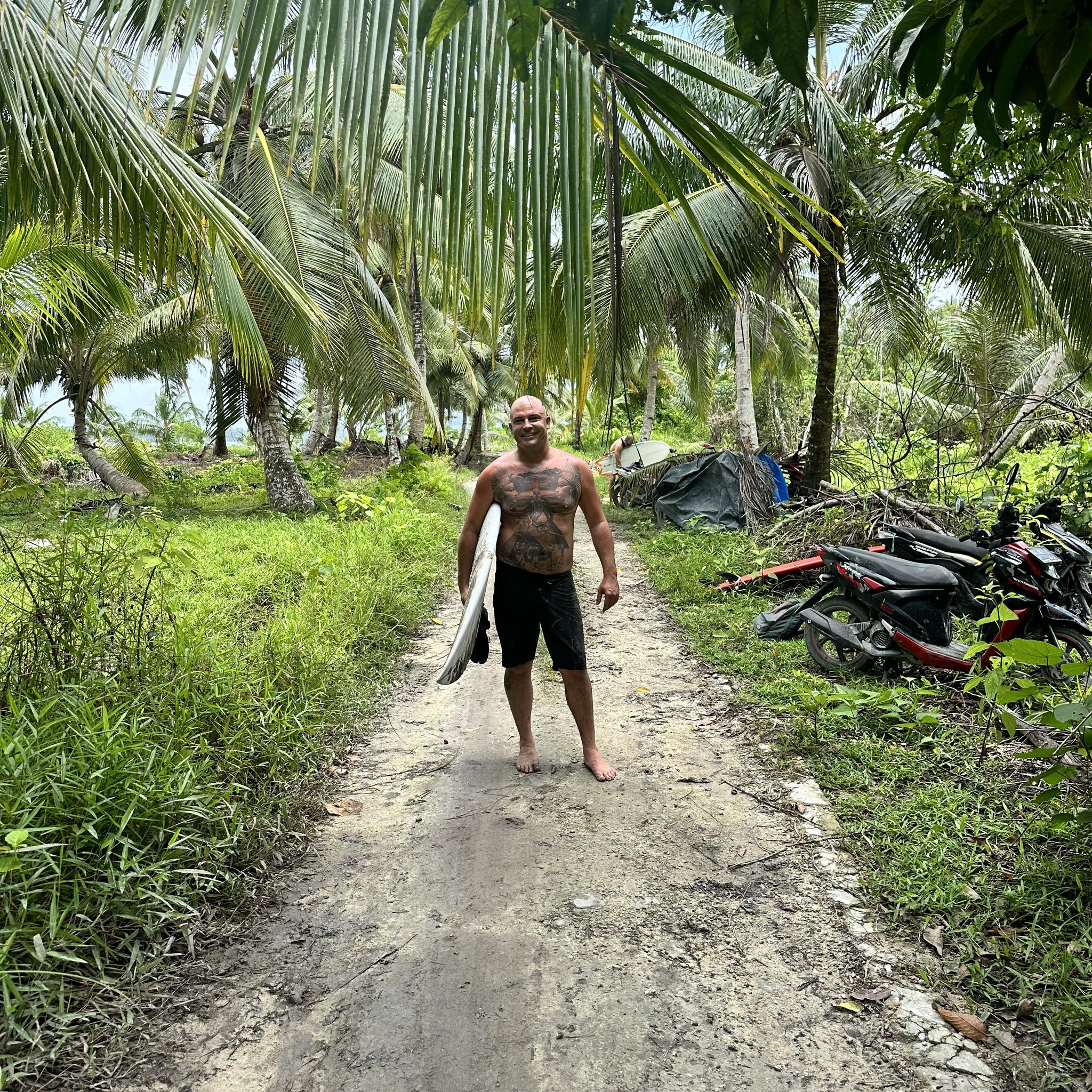 Awesome sendoff for Phil Brown yesterday rest in peace, brother🙏🏄‍♂️ ...