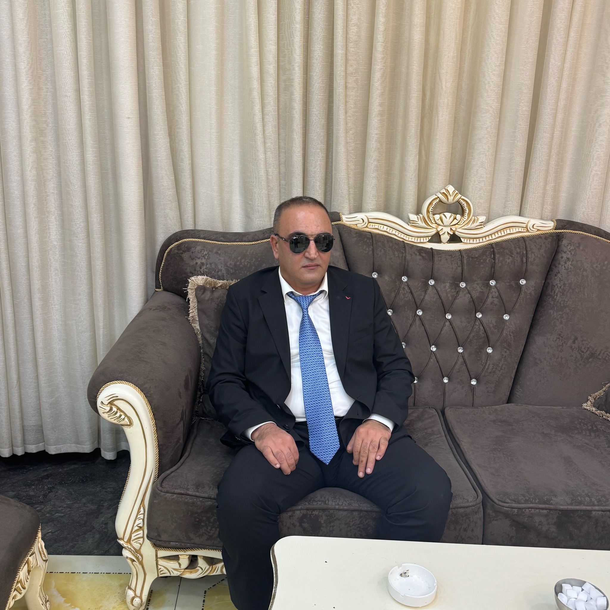 Yazar