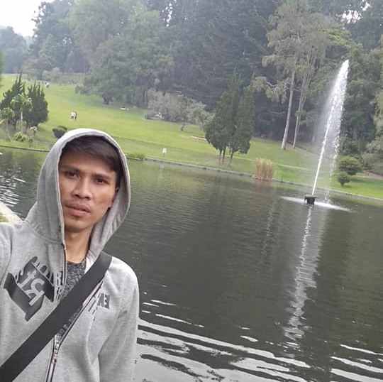 Seneng nya bocilku setiap dijemput sekolah langsung lari, jadilah anak ...