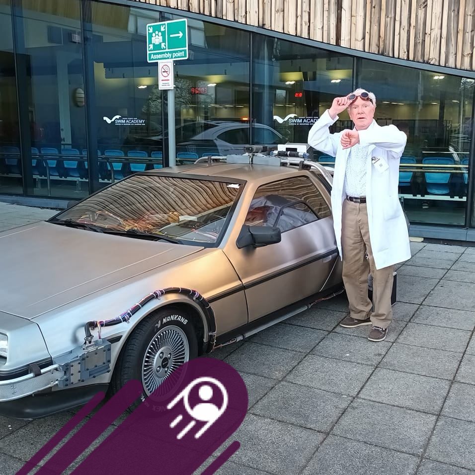 Back To The Future Real Fans!!! BTTF | What's the deal with the thumb ...