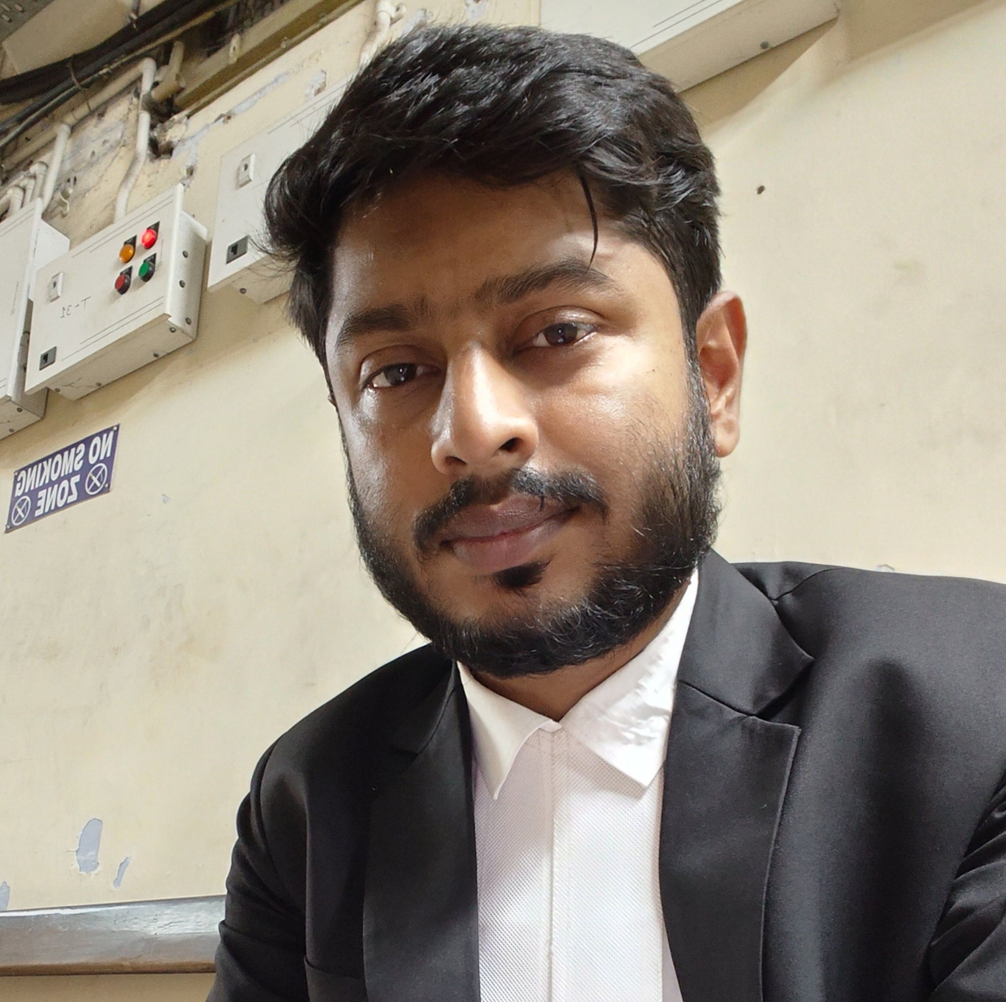 Adv Raj Hossain