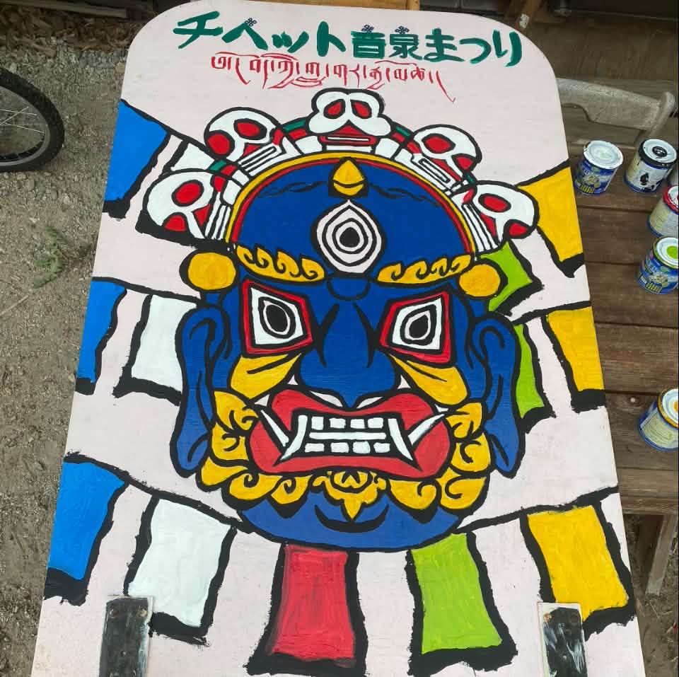 パプアニューギニア ドット模様が美しく芸術的で雰囲気抜群の伝統木彫りマスク アフリカンアートミュージアム - 42 女性神像「ノグイ」 パプア