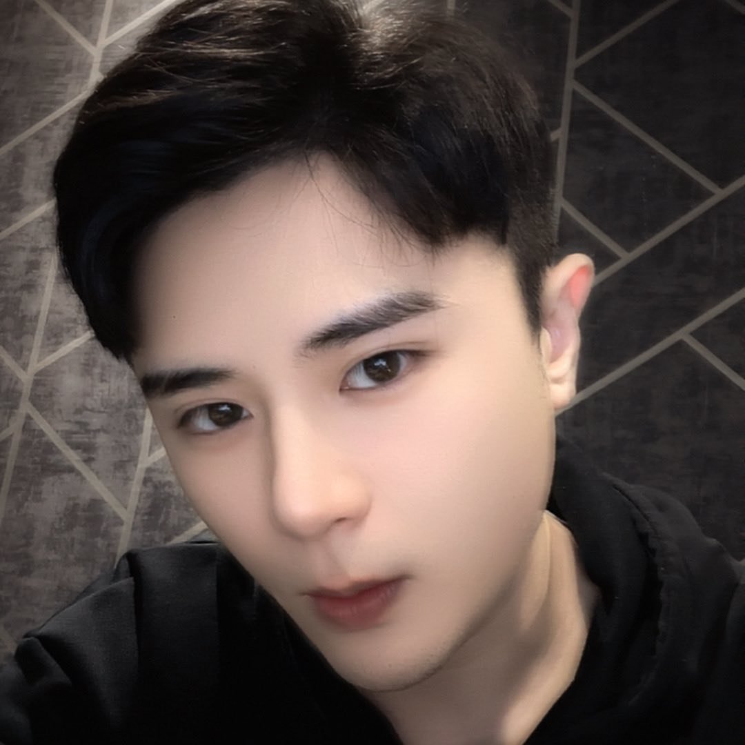 售 黑暗蝙蝠箱子 | Facebook
