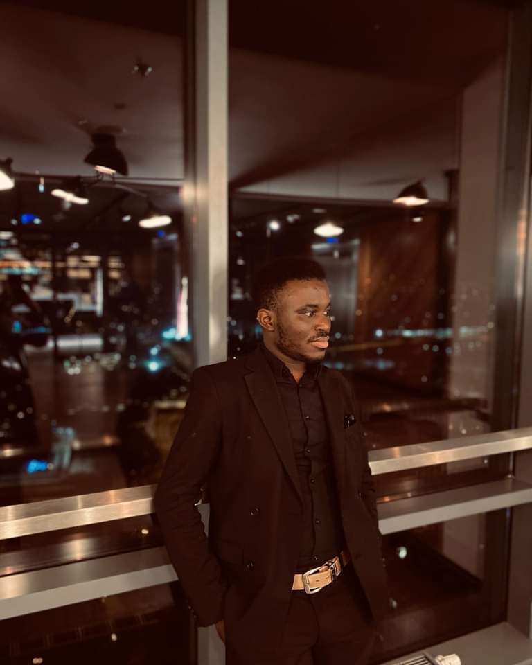 Azeez G. Shola