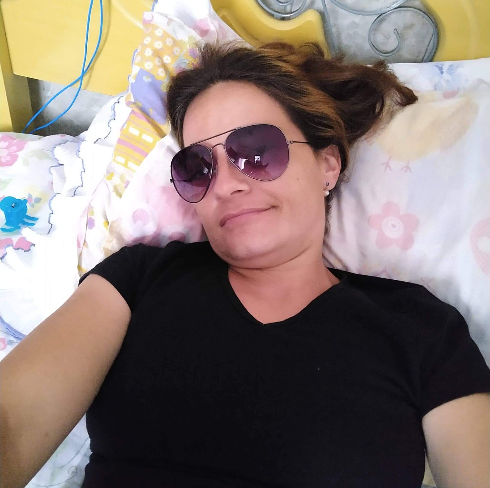 Renata Lo Prete perdendo a paciência com o Flávio Bolsonaro pq ele não ...