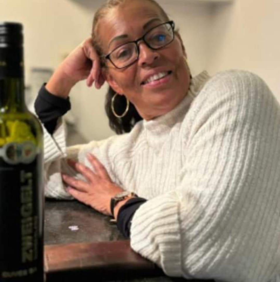 Wat is de prijs v.e Blanco Roti - Bloemisterij Norma Brown | Facebook