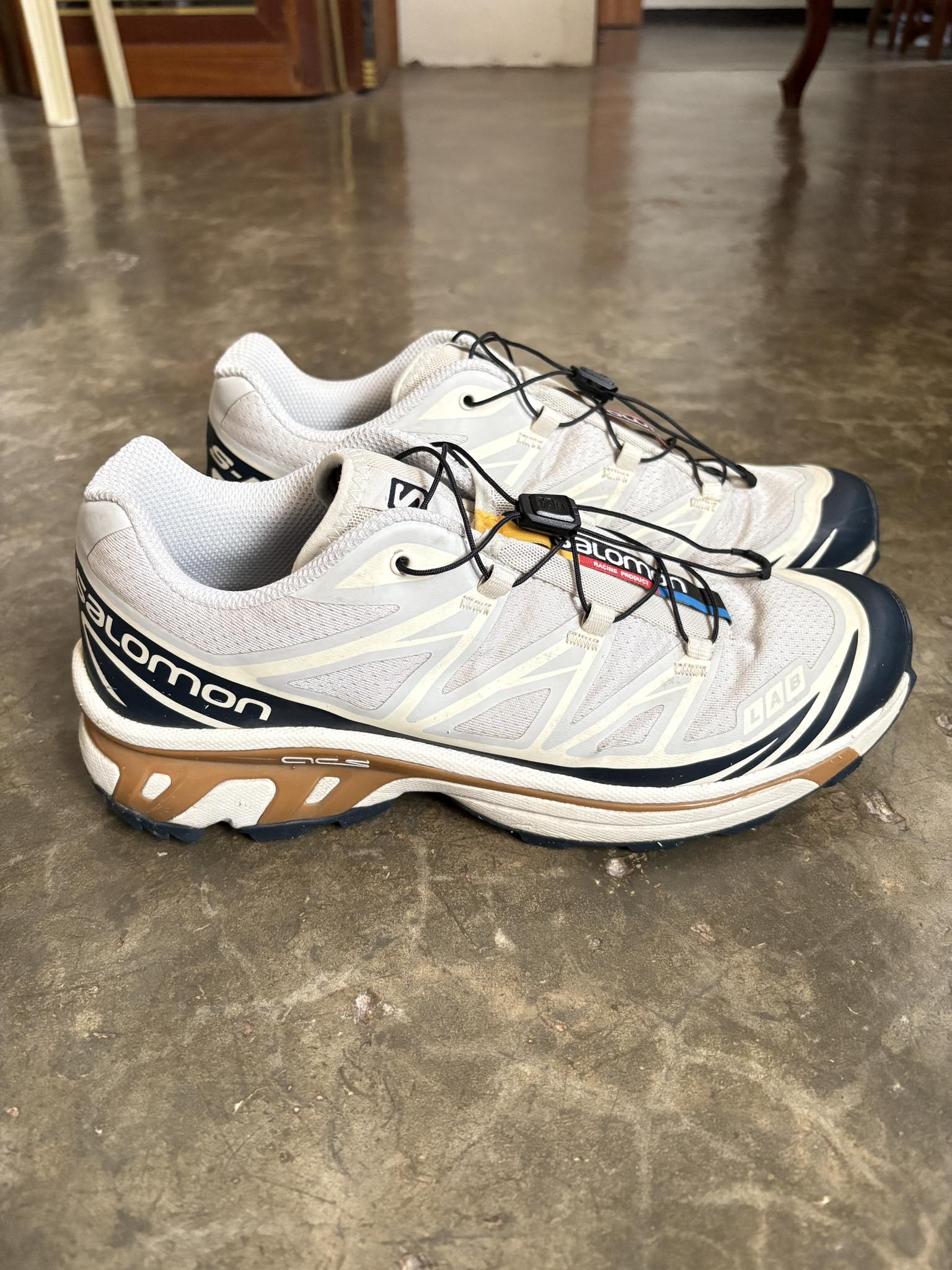 Selling Salomon xt-6 cathay spice size 8.5 used pair only 4.8k