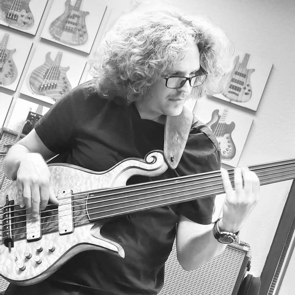 Warwick Bass Official | Guyker Brass nut install | Facebook