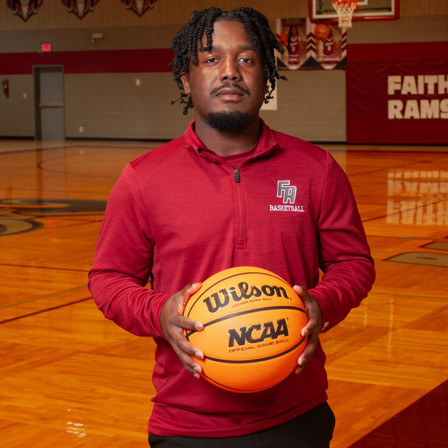 Marcus J Mathis