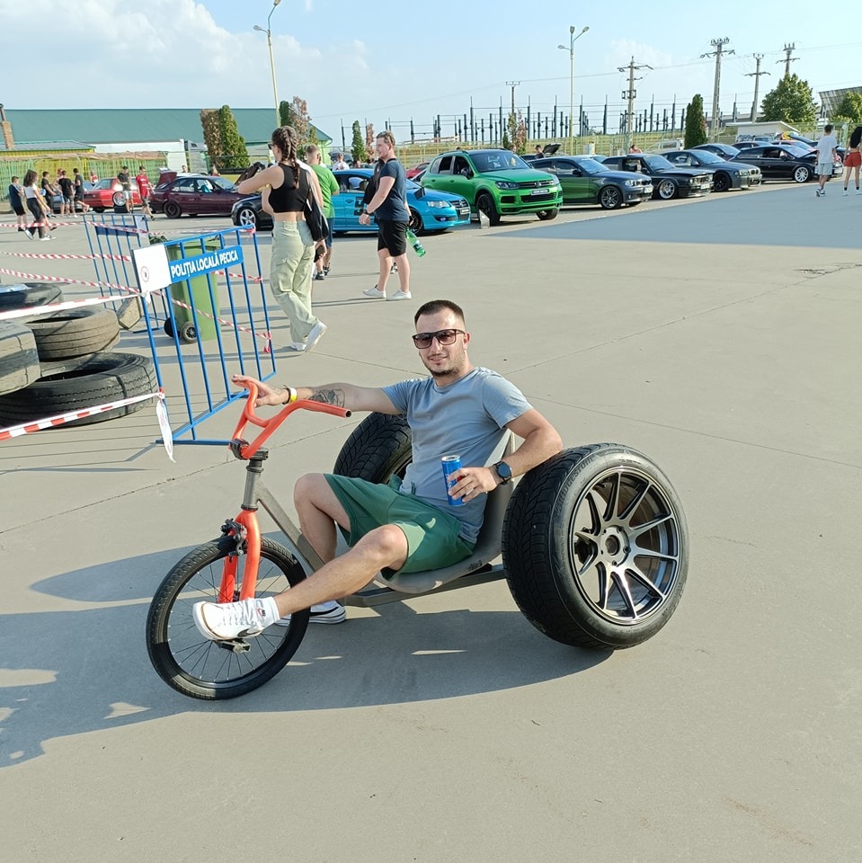 💥 Un butoi metalic, strivit de… aer! Am încălzit puțină apă într-un ...