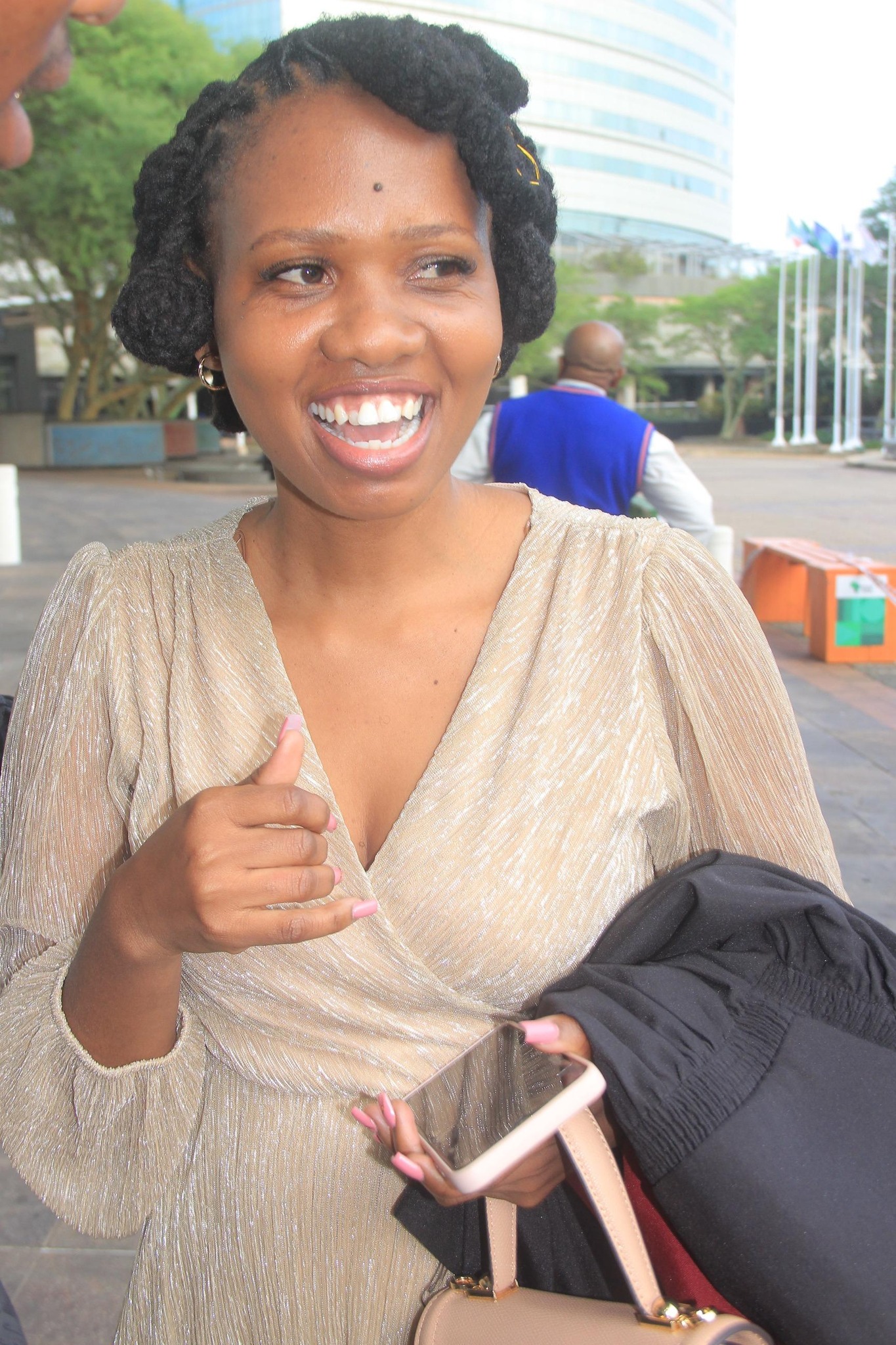 I almost became a victim of hijacking at Buffalo pass | Zimkhitha Smile