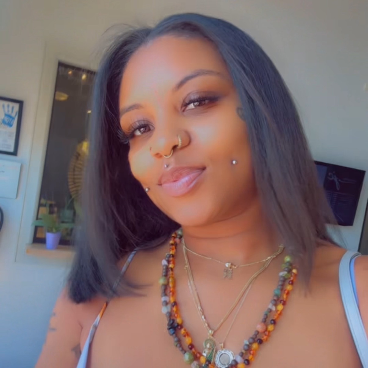 TRUST I PEEP THE WEIRD SHT I KNOW YALL WATCHING .. but yall not liking ...
