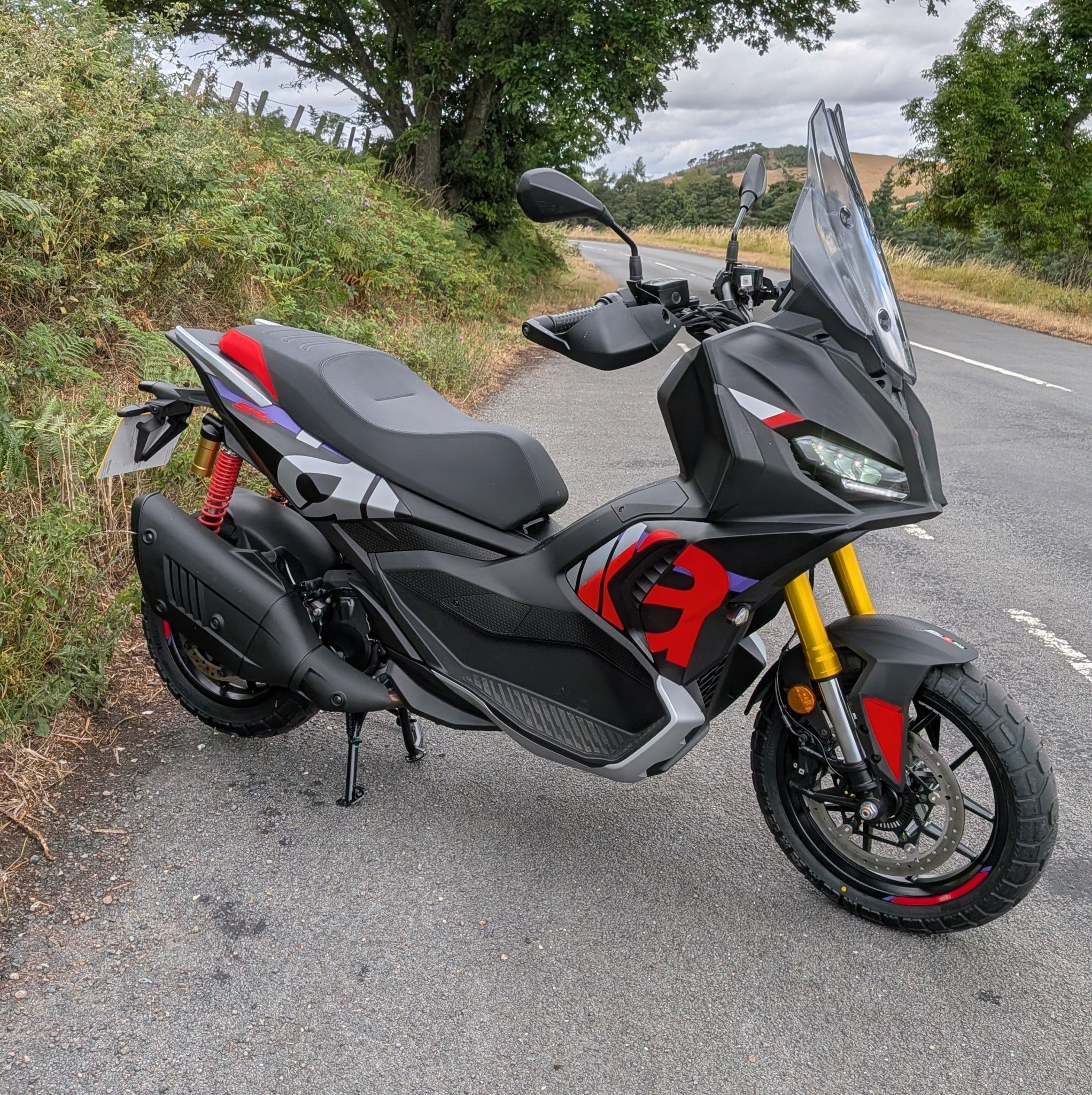 Aprilia SR GT 400 owners | Just asking if anyone else has had the same ...