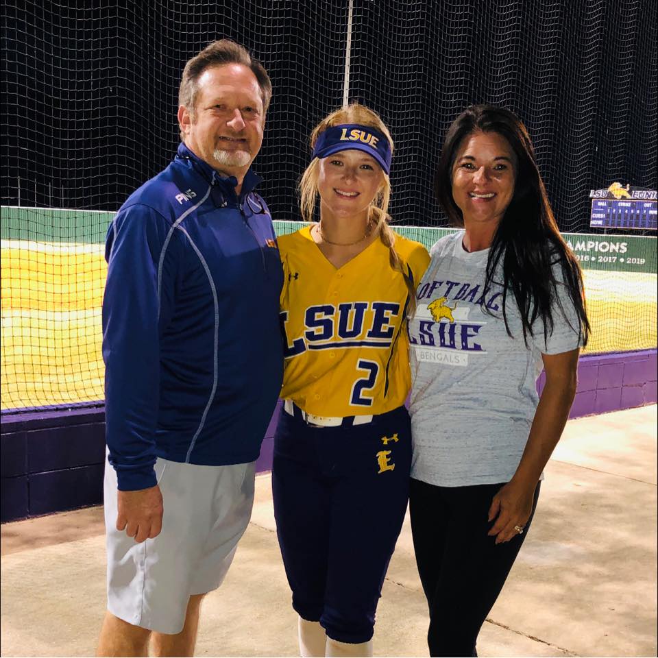 Ashlynn Smith - Go dawgs ! 🐾🤍 | Facebook