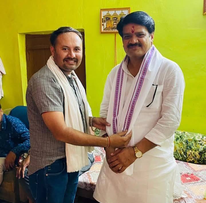 करीब 300 सांसद शांतिपूर्ण धरना करना चाहते हैं, लेकिन पहले दिन हमें ...