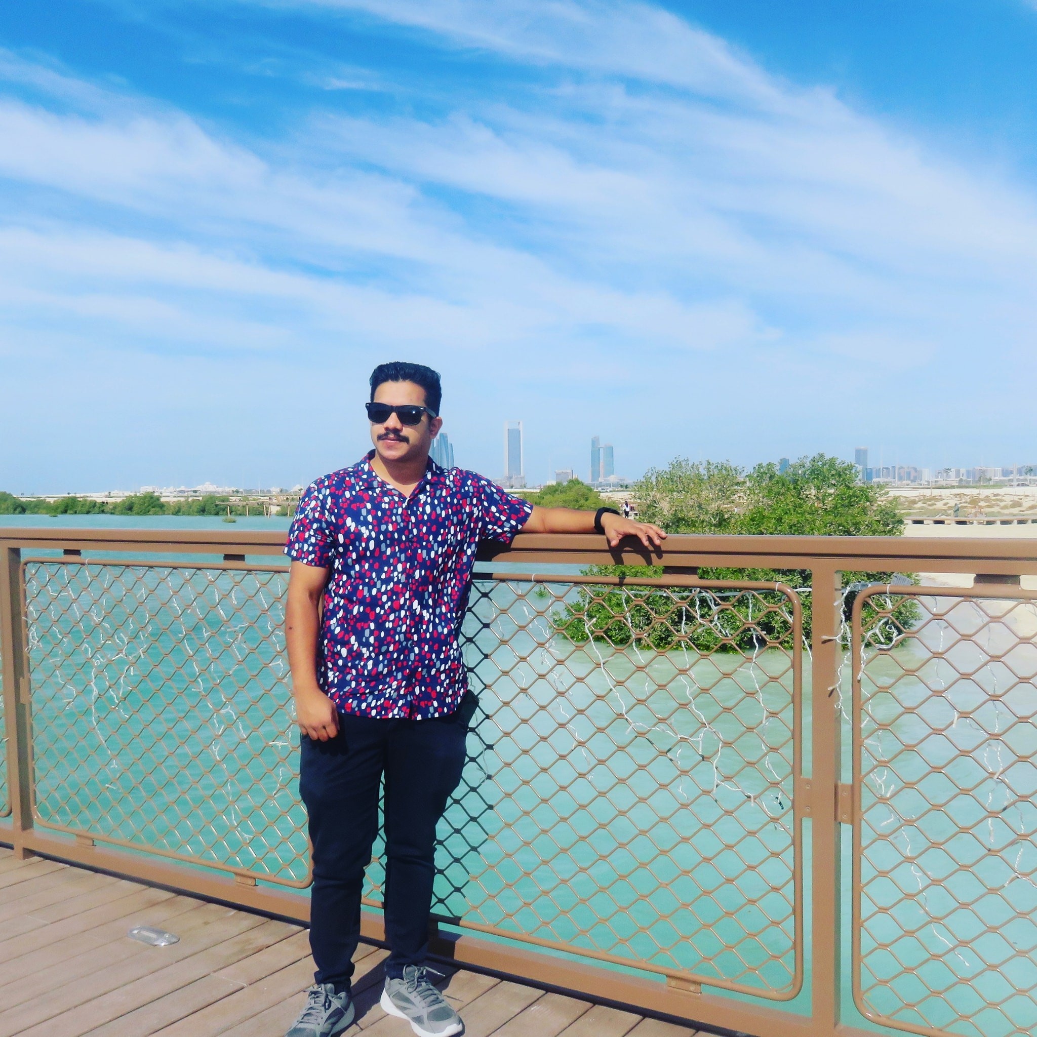 Walang kawala ang malalaking talakitok kay good morning abu dhabi.Jonas ...