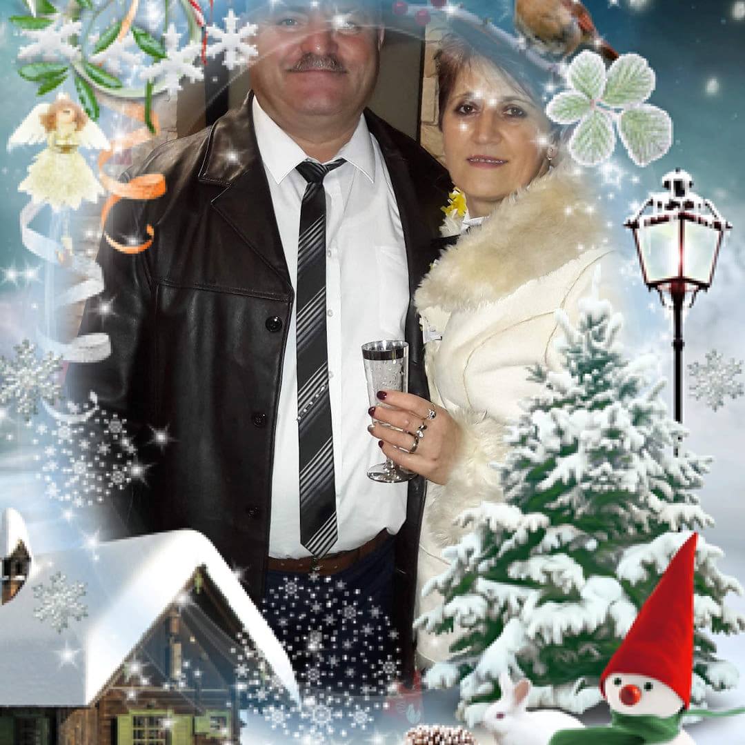 Felicitări, - La mulţi ani Camelia! Să te bucuri de sănătate, fericire ...