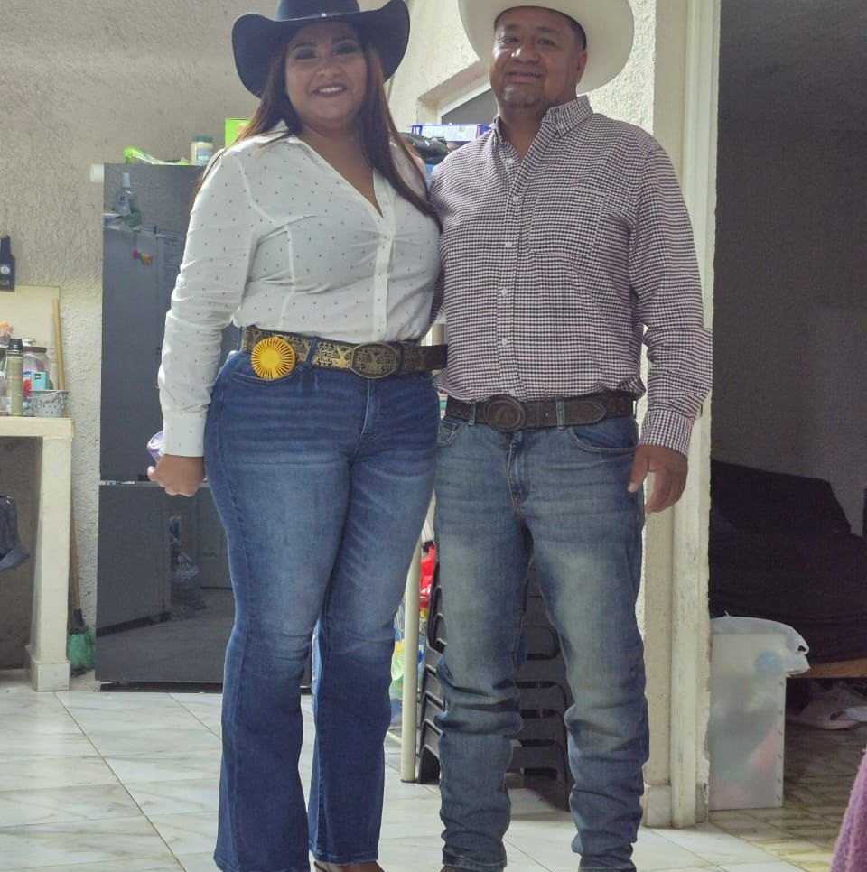 Y si le variamos un poquito con los acabados? #ivanpools # ...