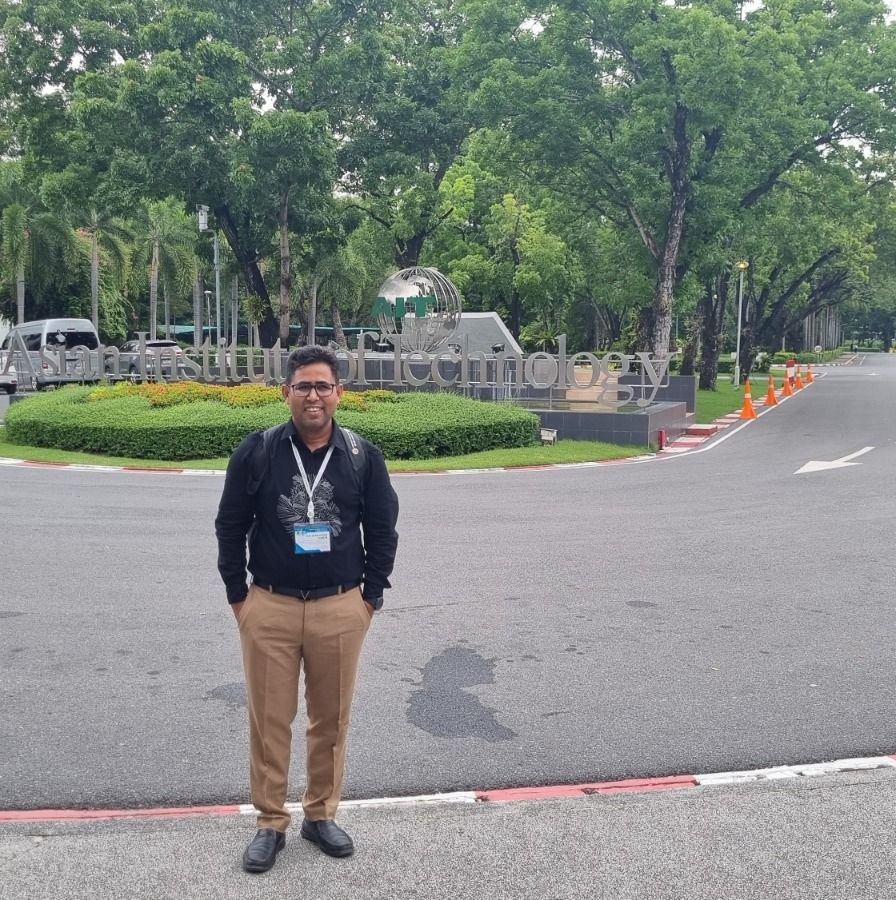 Dr-Humayun Kabir