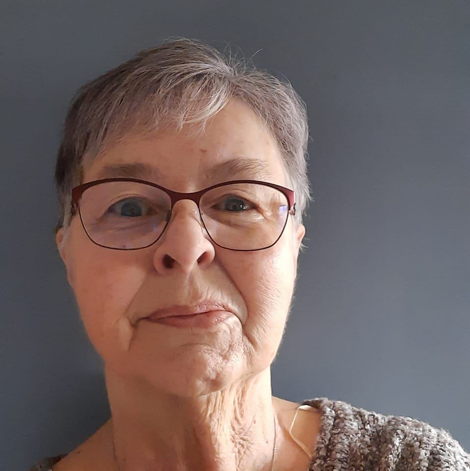 Vi Älskar Sverige 🔔 | På nyårsafton gav mamma presenter till alla ...
