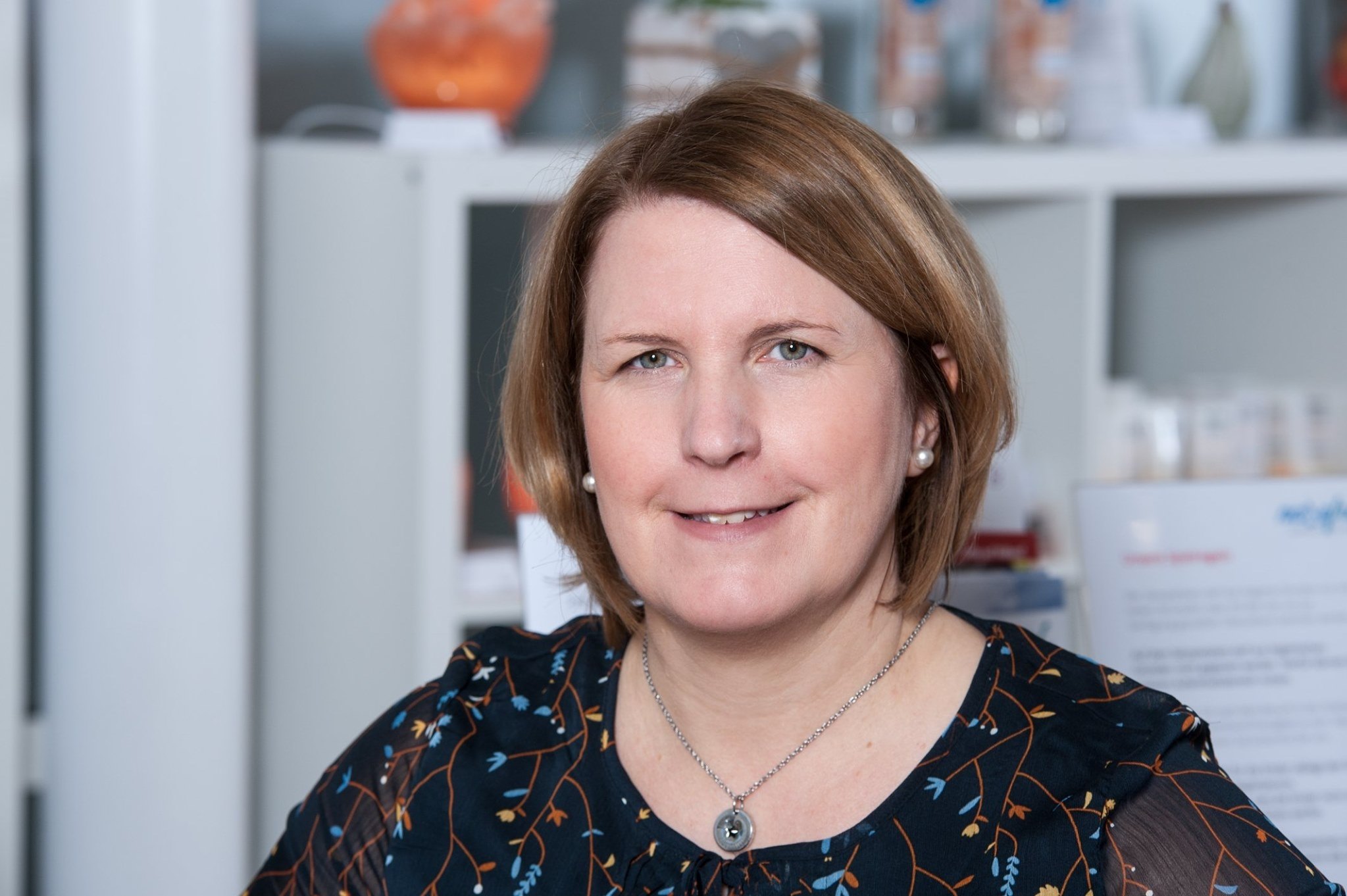 Yvonne Heike Rau