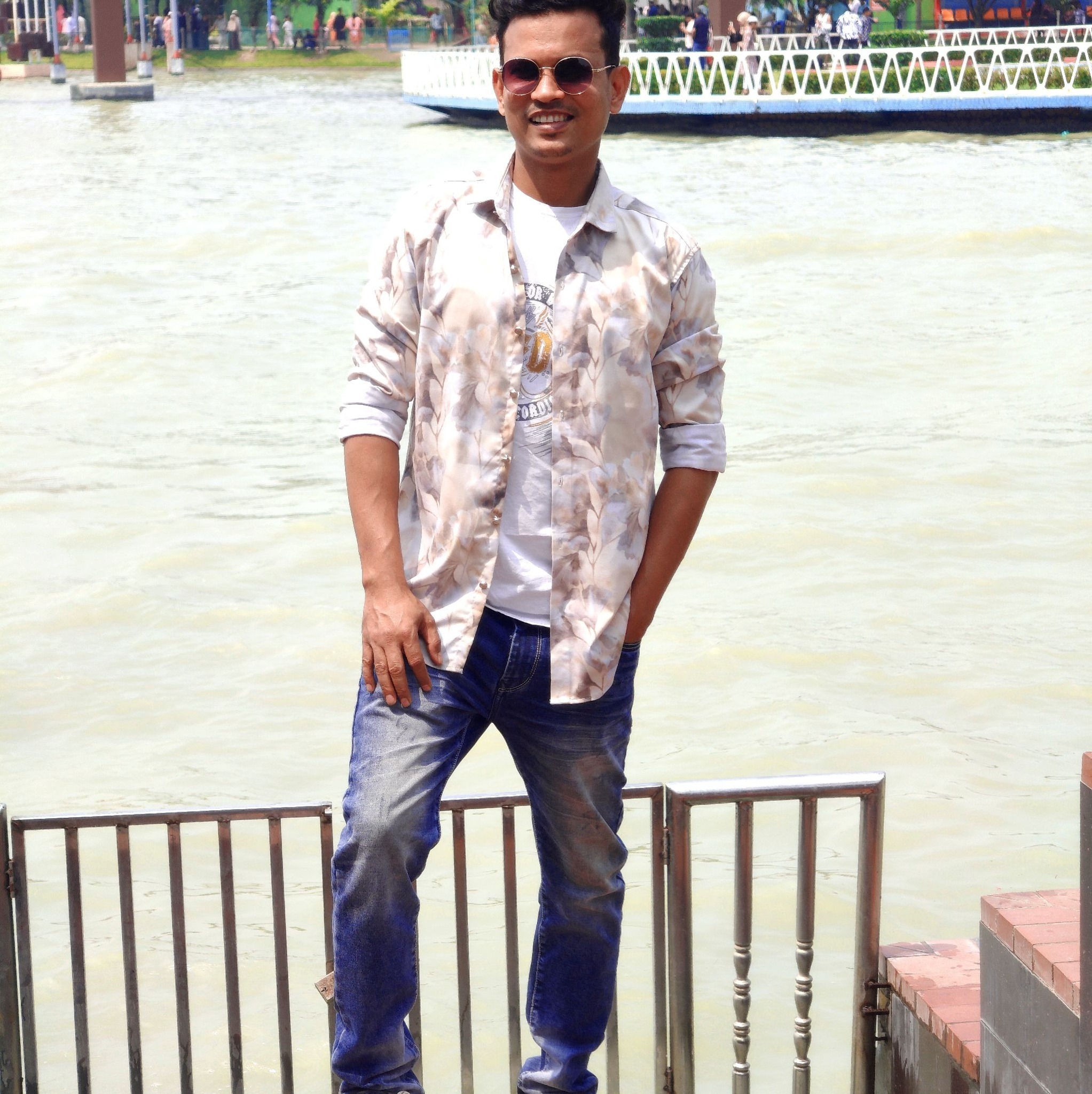 Uzzal Hossain