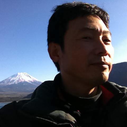 ミツバチとミツバツツジ... - Reiichi Yoshimura | Facebook