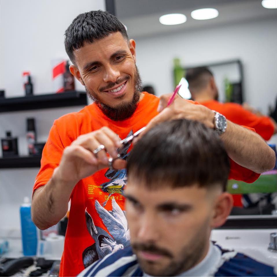 Dedel Barber