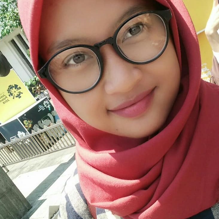 Asmr Daily Routine Of Washing Dishes #asmr #dishwashing #fyp | Wulan Sari