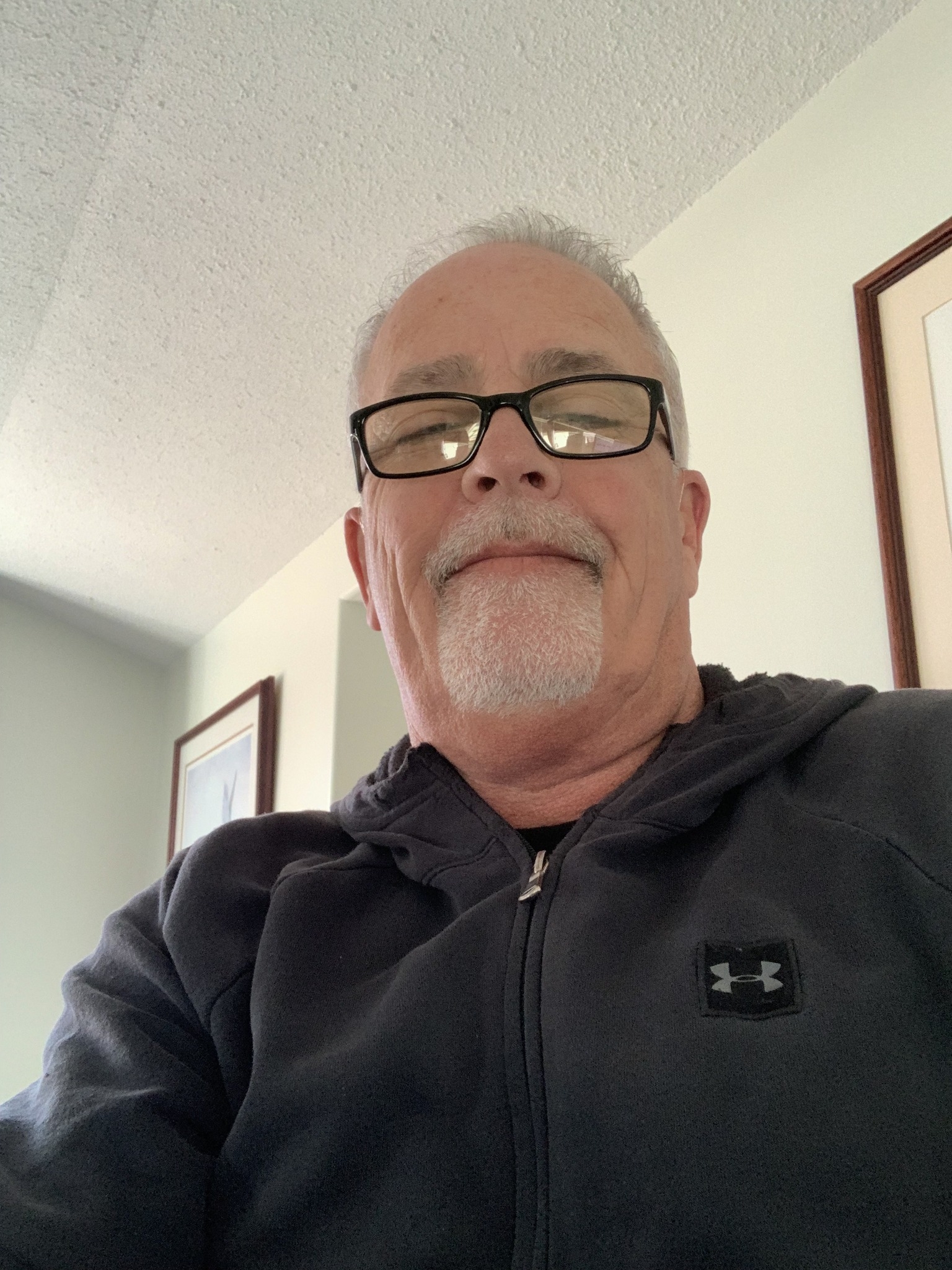 Canadian Senior Singles | If you single. Say Hi to me🥰👋🟢💌 | Facebook