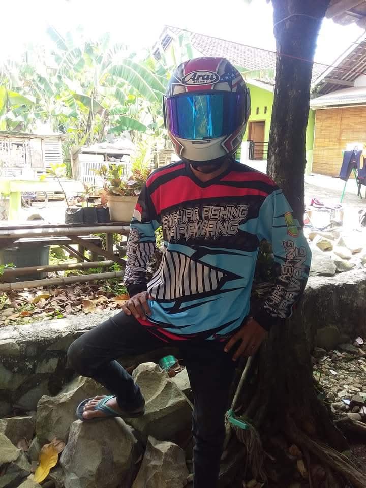 JUAL BELI HELM KARAWANG | dana 250 amparin kyoto hitam, yg lain masuk ...