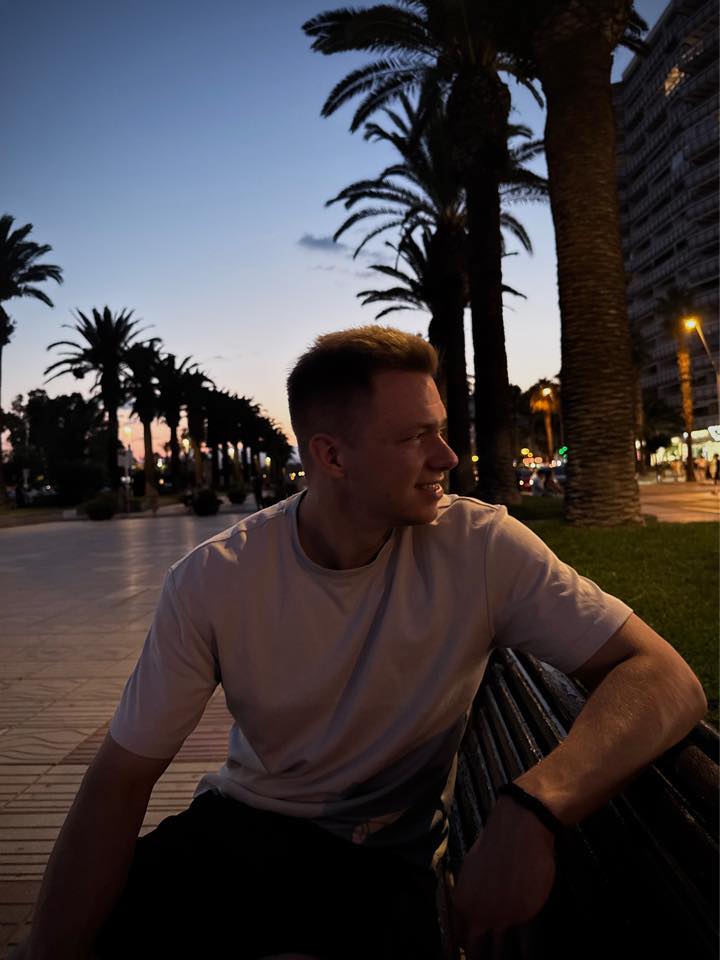 Ed Vinas (@edvis.larees.edva) • Facebook, Connect with friends