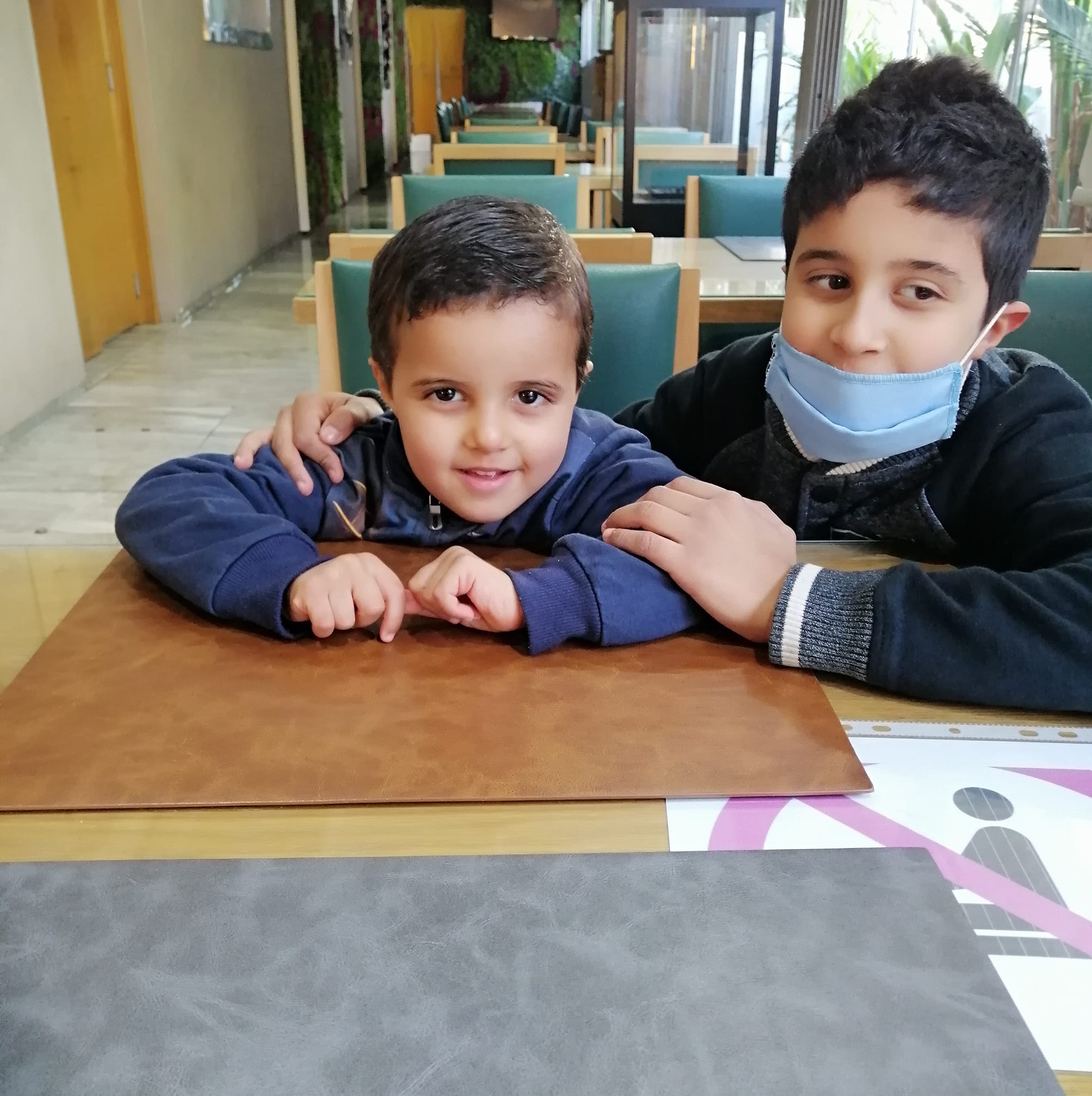 Chkon ynajem y3tinii eslaa7 mt3ou | Facebook