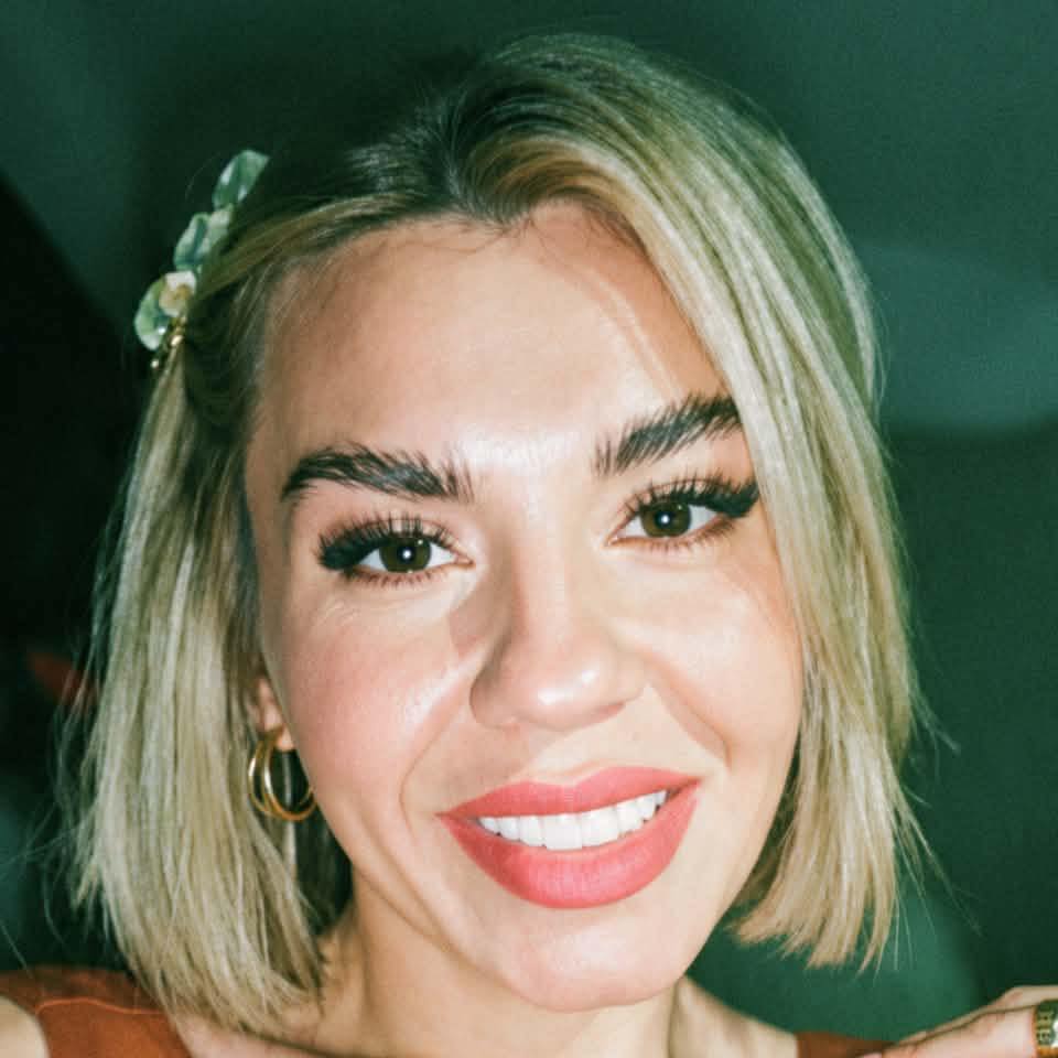 Erika Alvarez (@erika.alvarez.7140) • Facebook