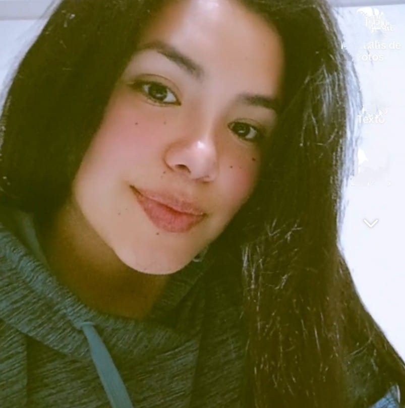 Anabel Leon R
