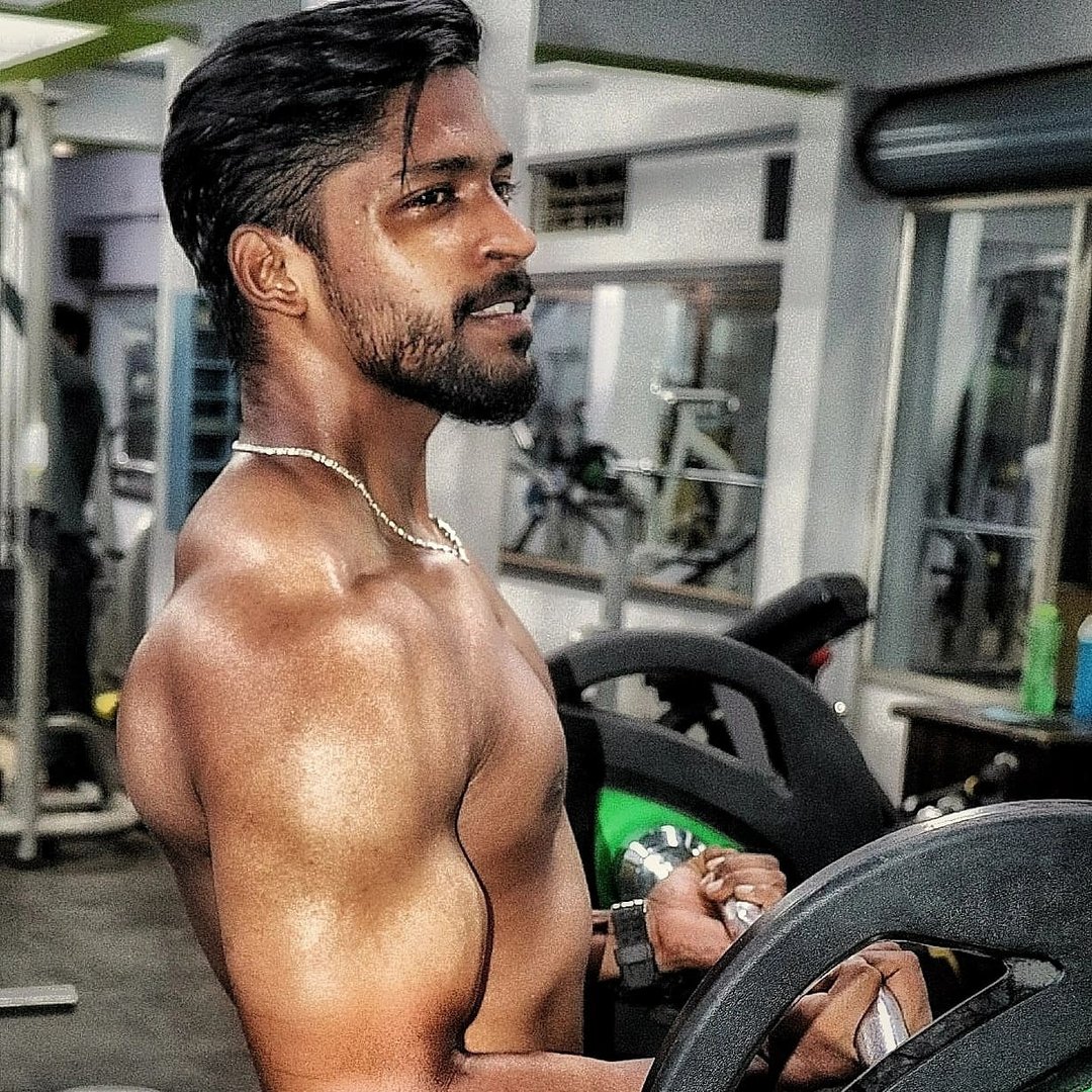 🔥 BULK → CUT in 3–6 MONTHS? 💪 Stop overcomplicating muscle building and ...