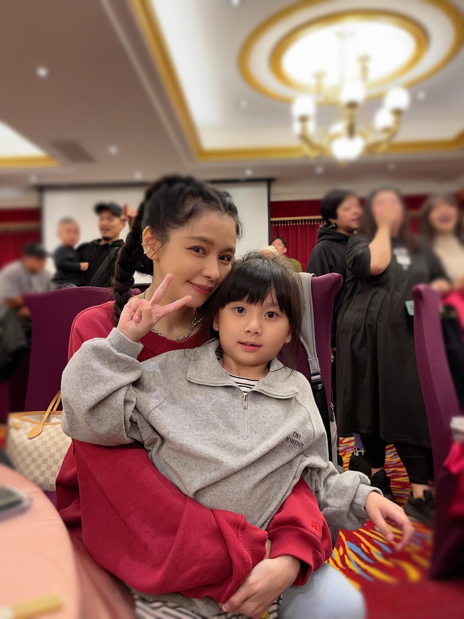 黃色 麒麟Bar款式保冷箱 | Facebook