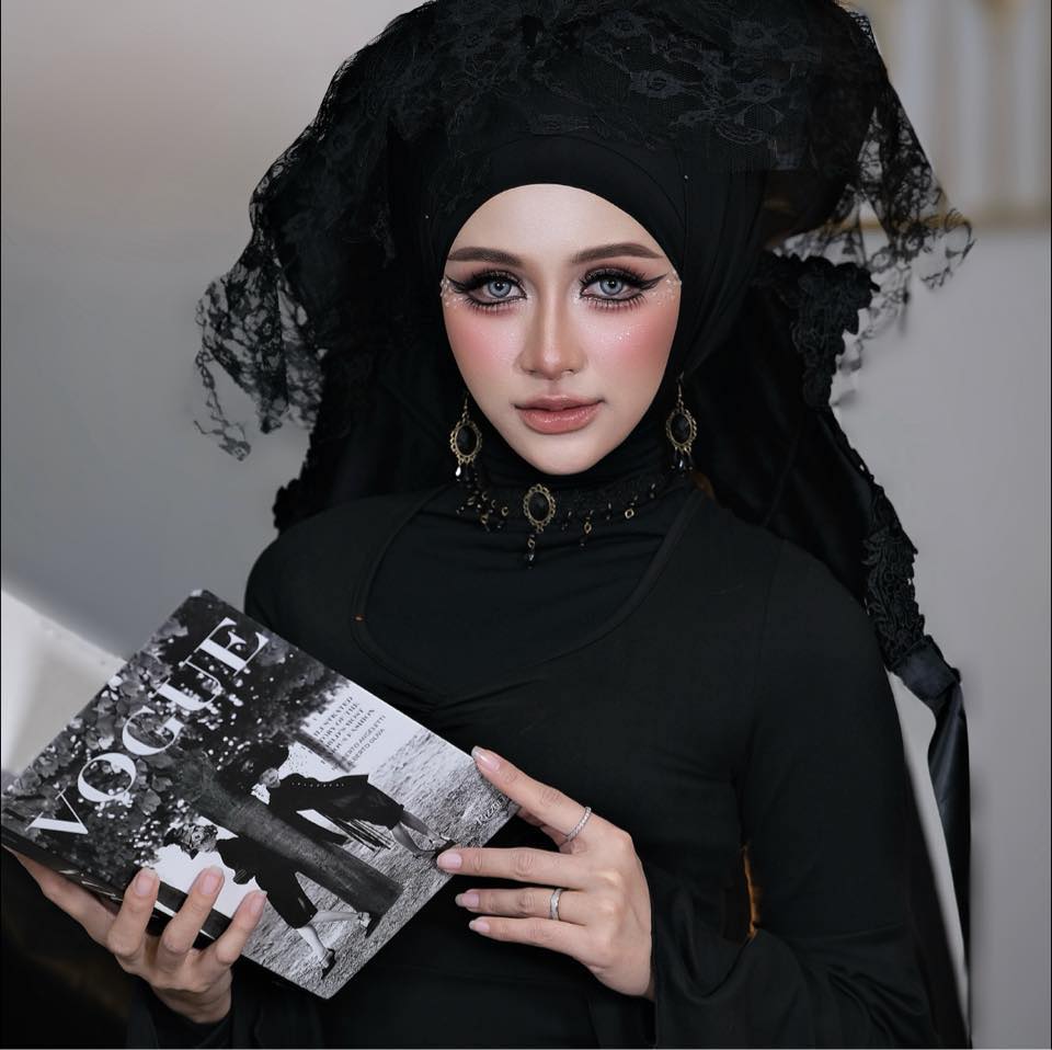 คลุมฮิญาบกันงับเพิ้ลๆ 🧕🏻🧷 #yohziimakeup Makeup&Hijab : 💄Yohzii Make up ...