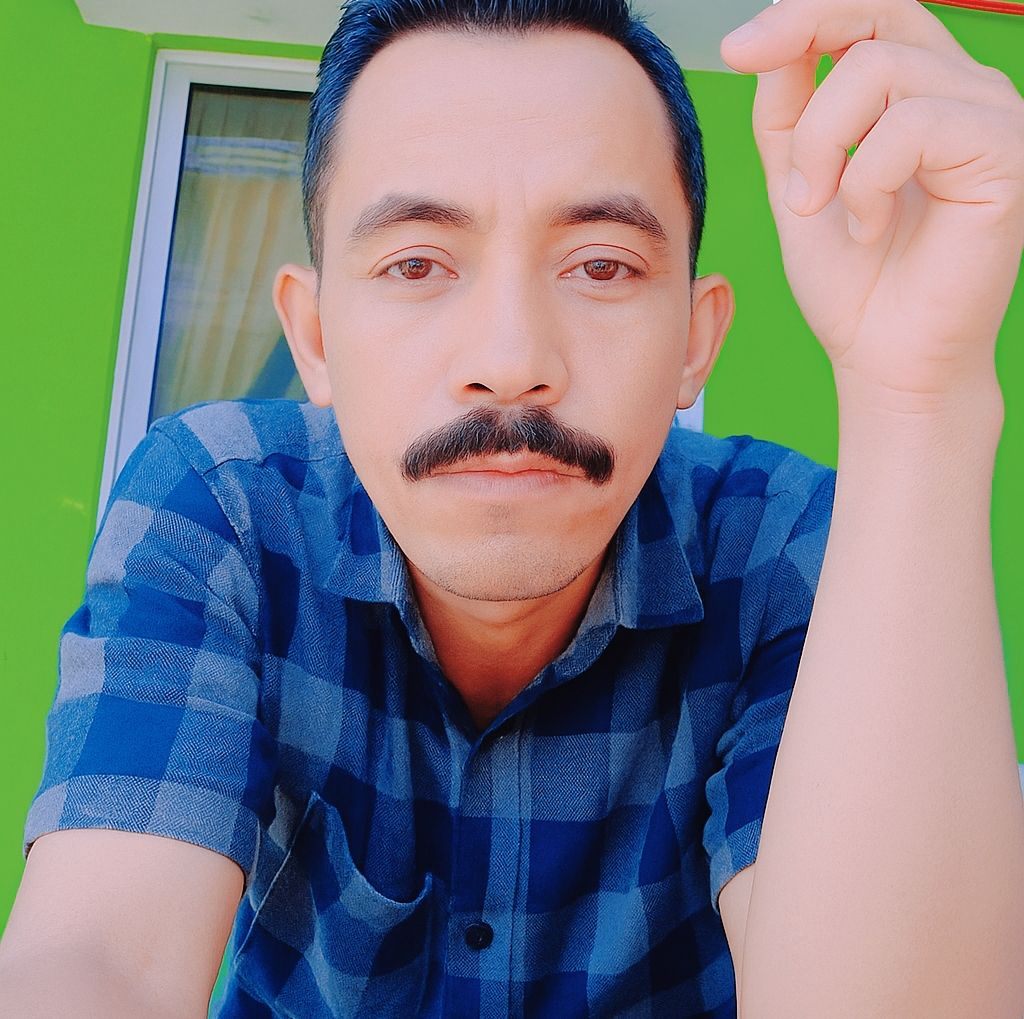 Abdullah R