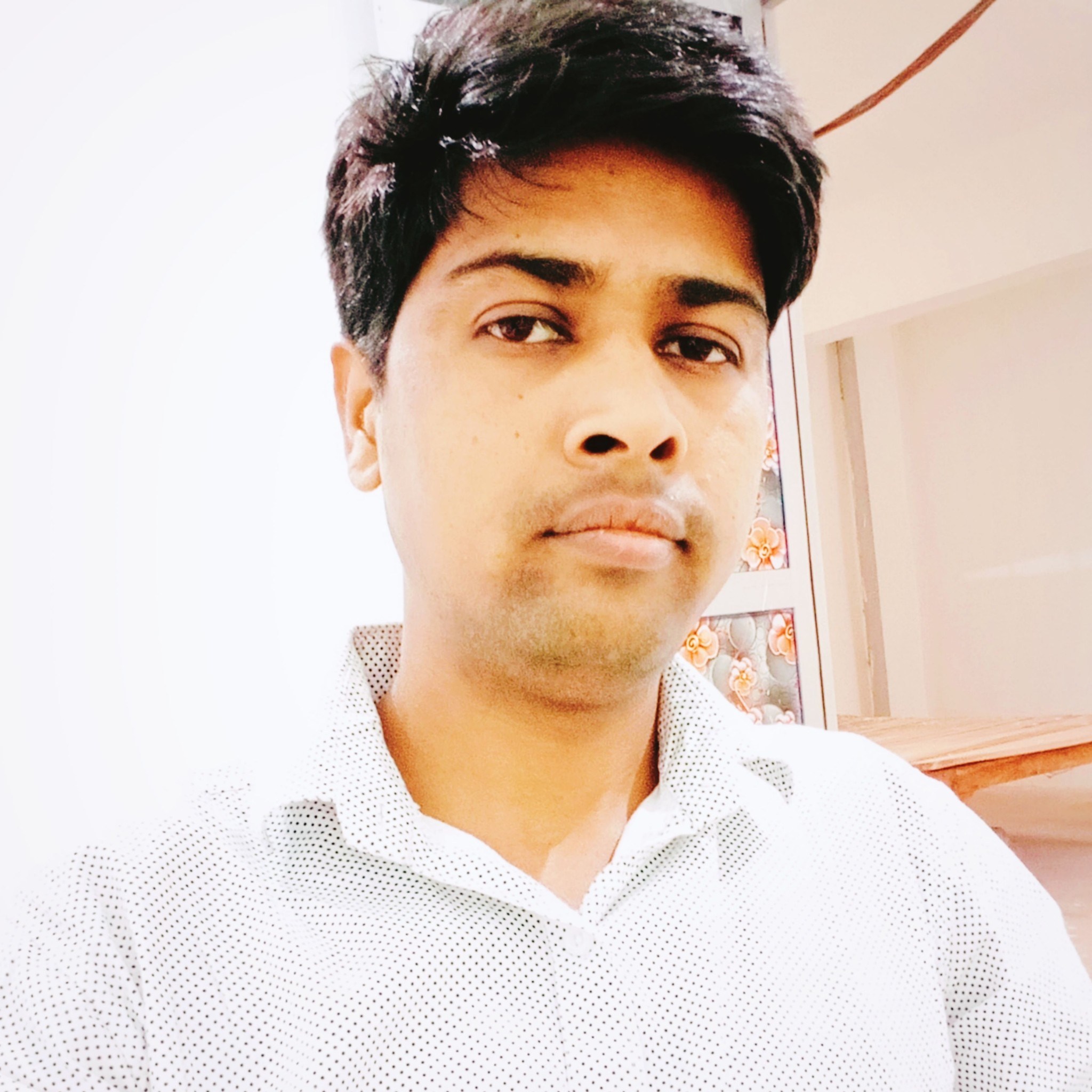 Agar aap el dukandar hai aur meri baato se sehmat hai toh comment jarur ...