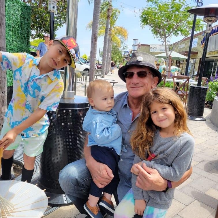 Karoline Leavitt, 27, reveals how she met husband Nicholas Riccio, 60 ...
