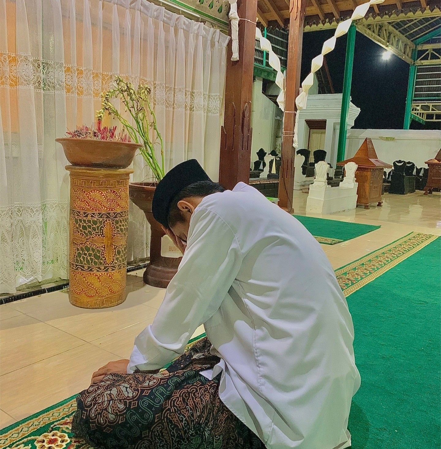 Meniti Langkah Hijrah