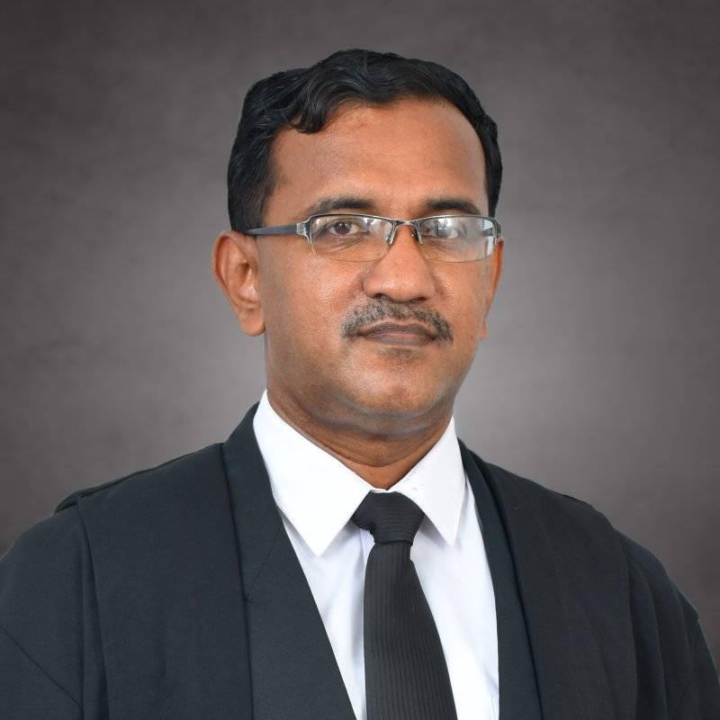 මහින්ද රාජපක්ශ මැතිතුමාගේ මාධ්‍ය ප්‍රකාශක නීතිඥ මනෝජ් ගමගේ මහතාගෙන් ඔබේ ...