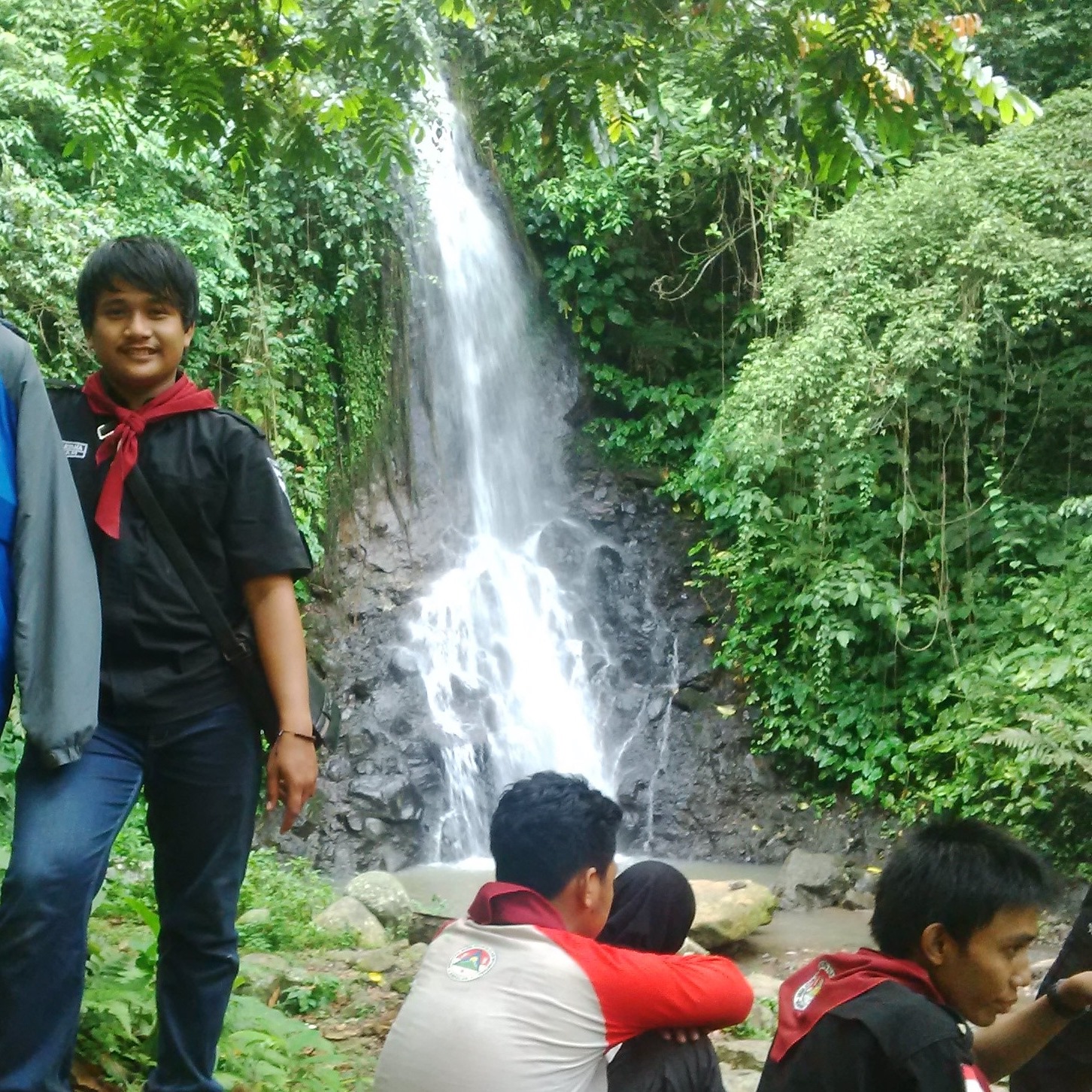 FISH IT JUAL BELI INDONESIA | WTB Holy Trident, cantumkan rate dikomen ...