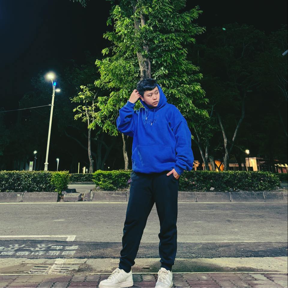 Jhou Waiter (@jj.carzy) • Facebook, Connect with friends